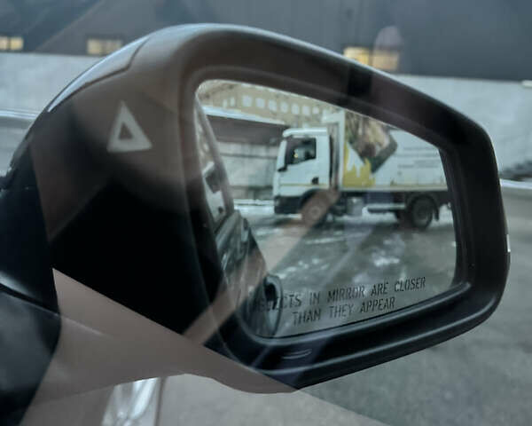 Синій БМВ 3 Серія, об'ємом двигуна 2 л та пробігом 206 тис. км за 12900 $, фото 11 на Automoto.ua