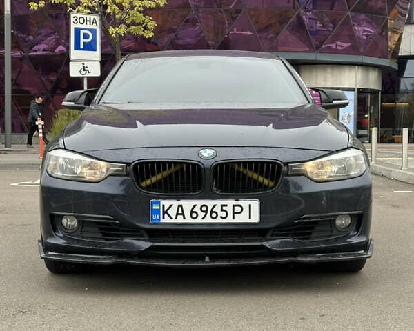 Синий БМВ 3 Серия, объемом двигателя 2 л и пробегом 188 тыс. км за 11990 $, фото 4 на Automoto.ua