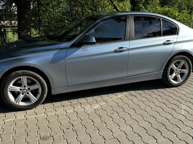 Синий БМВ 3 Серия, объемом двигателя 2 л и пробегом 260 тыс. км за 12000 $, фото 2 на Automoto.ua