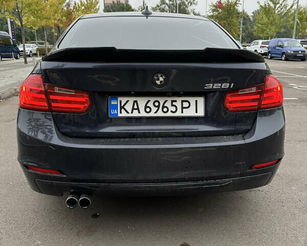 Синий БМВ 3 Серия, объемом двигателя 2 л и пробегом 188 тыс. км за 11990 $, фото 12 на Automoto.ua