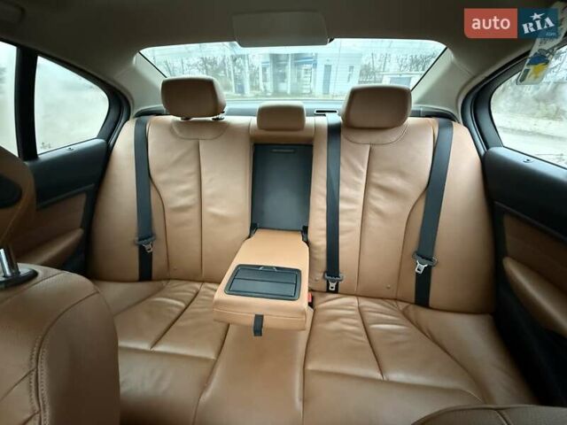 Синий БМВ 3 Серия, объемом двигателя 2 л и пробегом 159 тыс. км за 14200 $, фото 8 на Automoto.ua