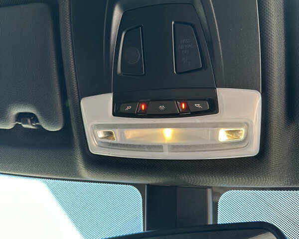 Синій БМВ 3 Серія, об'ємом двигуна 2 л та пробігом 181 тис. км за 14600 $, фото 24 на Automoto.ua