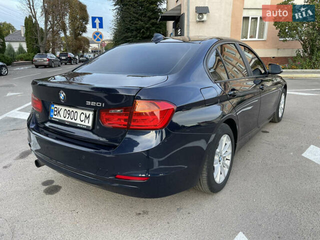 Синій БМВ 3 Серія, об'ємом двигуна 2 л та пробігом 260 тис. км за 13500 $, фото 22 на Automoto.ua