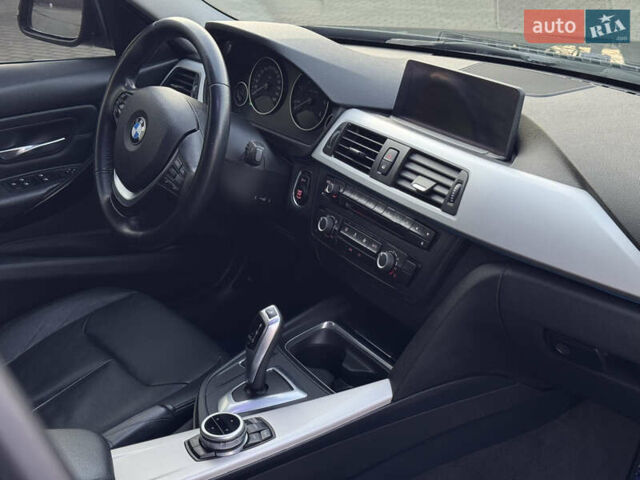 Синій БМВ 3 Серія, об'ємом двигуна 2 л та пробігом 245 тис. км за 12650 $, фото 26 на Automoto.ua