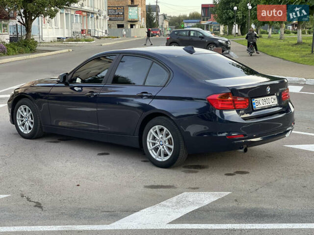 Синій БМВ 3 Серія, об'ємом двигуна 2 л та пробігом 260 тис. км за 13500 $, фото 6 на Automoto.ua