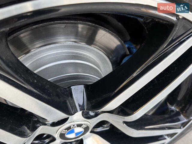 Синій БМВ 3 Серія, об'ємом двигуна 2 л та пробігом 245 тис. км за 12650 $, фото 11 на Automoto.ua