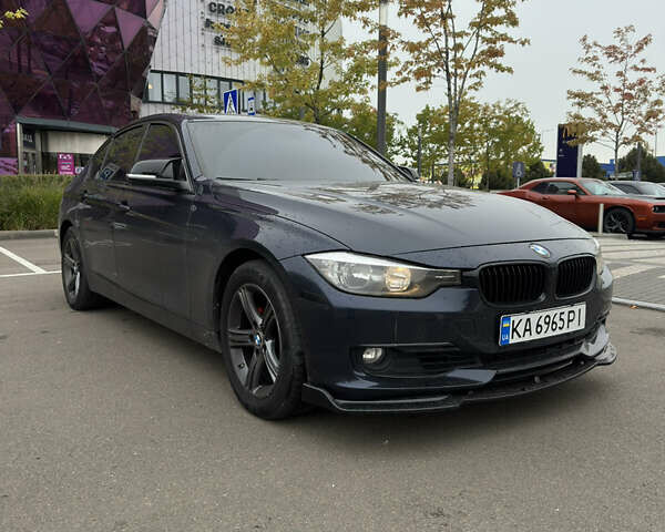Синий БМВ 3 Серия, объемом двигателя 2 л и пробегом 188 тыс. км за 11990 $, фото 1 на Automoto.ua