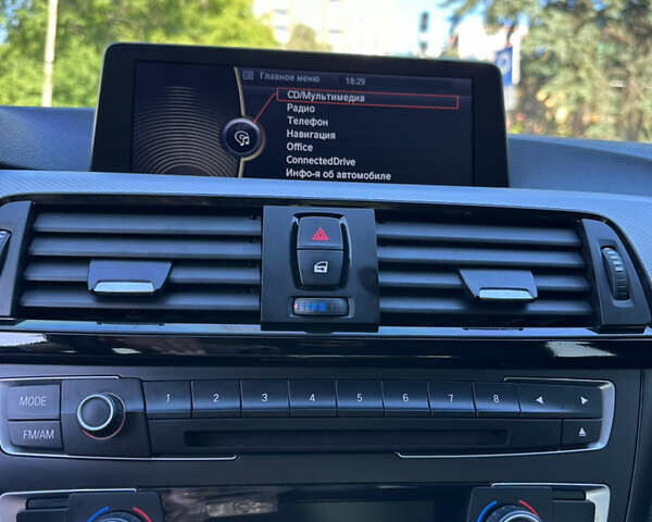 Синій БМВ 3 Серія, об'ємом двигуна 2 л та пробігом 181 тис. км за 14600 $, фото 15 на Automoto.ua