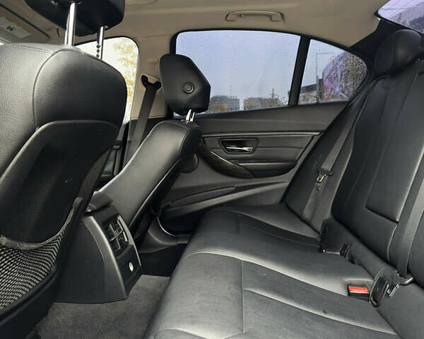 Синий БМВ 3 Серия, объемом двигателя 2 л и пробегом 188 тыс. км за 11990 $, фото 25 на Automoto.ua