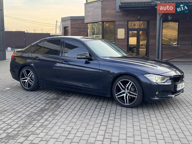 Синій БМВ 3 Серія, об'ємом двигуна 2 л та пробігом 245 тис. км за 12650 $, фото 5 на Automoto.ua