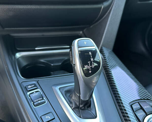 Синій БМВ 3 Серія, об'ємом двигуна 2 л та пробігом 181 тис. км за 14600 $, фото 16 на Automoto.ua