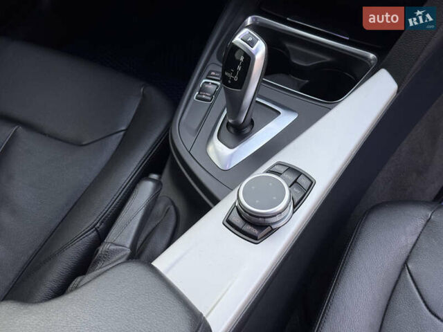 Синій БМВ 3 Серія, об'ємом двигуна 2 л та пробігом 245 тис. км за 12650 $, фото 27 на Automoto.ua