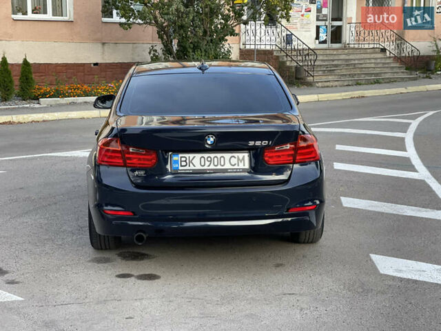 Синій БМВ 3 Серія, об'ємом двигуна 2 л та пробігом 260 тис. км за 13500 $, фото 9 на Automoto.ua