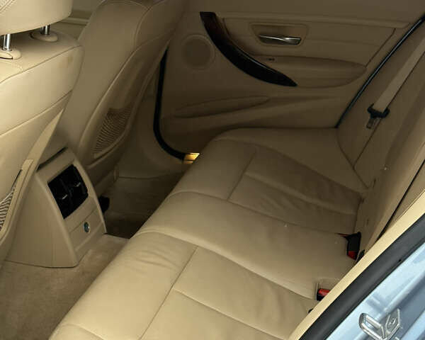 Синий БМВ 3 Серия, объемом двигателя 2 л и пробегом 184 тыс. км за 12500 $, фото 16 на Automoto.ua