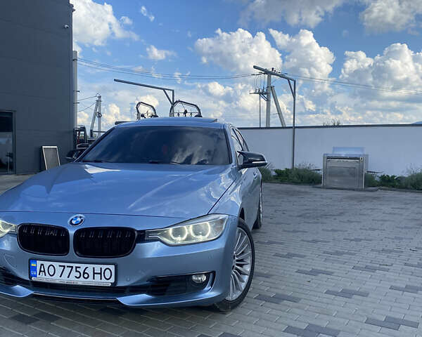 Синий БМВ 3 Серия, объемом двигателя 2 л и пробегом 240 тыс. км за 12999 $, фото 1 на Automoto.ua