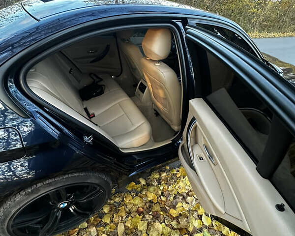 Синій БМВ 3 Серія, об'ємом двигуна 2 л та пробігом 245 тис. км за 13300 $, фото 10 на Automoto.ua