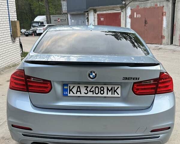 Синий БМВ 3 Серия, объемом двигателя 2 л и пробегом 128 тыс. км за 16900 $, фото 6 на Automoto.ua