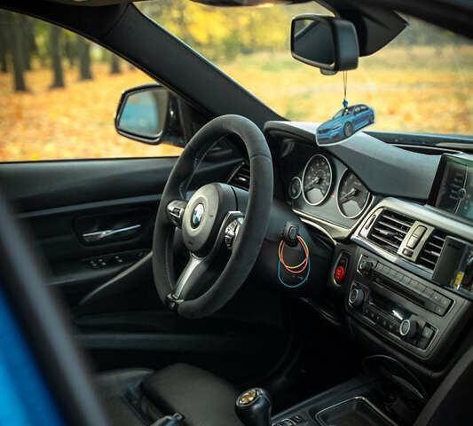 БМВ 3 Серия 2013 в Виннице на Automoto.ua Синий БМВ 3 Серия, объемом двигателя 2.98 л и пробегом 192 тыс. км за 16200 $, фото 18 на Automoto.ua