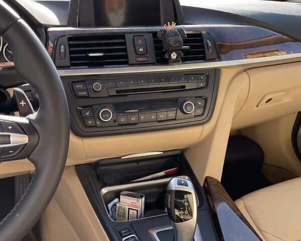 Синій БМВ 3 Серія, об'ємом двигуна 2 л та пробігом 177 тис. км за 12850 $, фото 8 на Automoto.ua