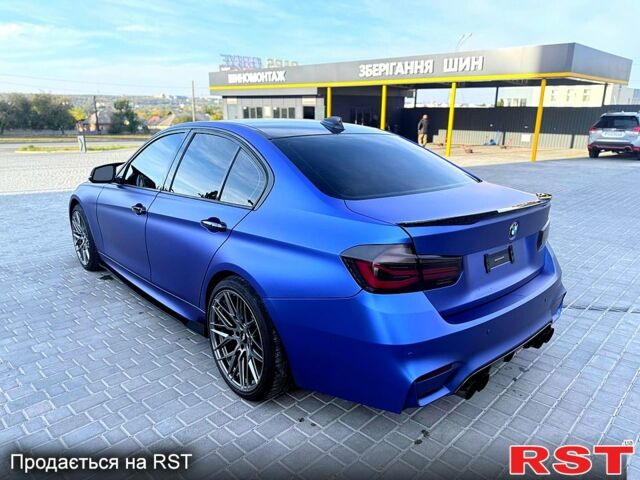 Синий БМВ 3 Серия, объемом двигателя 2 л и пробегом 257 тыс. км за 18000 $, фото 3 на Automoto.ua