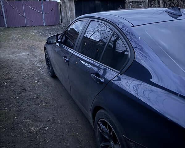 Синий БМВ 3 Серия, объемом двигателя 2 л и пробегом 228 тыс. км за 11900 $, фото 7 на Automoto.ua