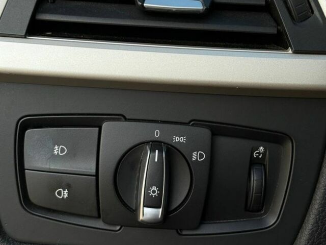 Синій БМВ 3 Серія, об'ємом двигуна 2 л та пробігом 275 тис. км за 13000 $, фото 17 на Automoto.ua