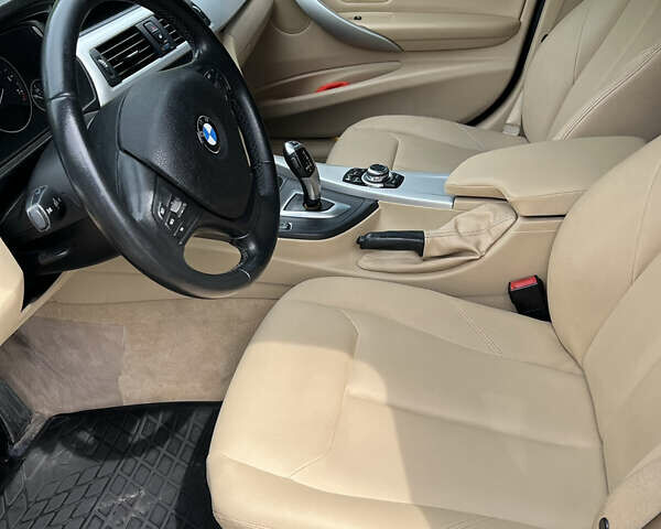 Синій БМВ 3 Серія, об'ємом двигуна 2 л та пробігом 247 тис. км за 12000 $, фото 6 на Automoto.ua