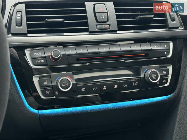 Синій БМВ 3 Серія, об'ємом двигуна 2.98 л та пробігом 169 тис. км за 21000 $, фото 17 на Automoto.ua