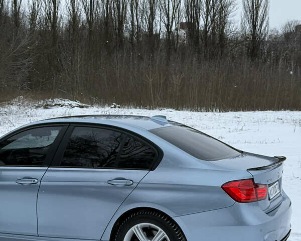 Синий БМВ 3 Серия, объемом двигателя 2 л и пробегом 184 тыс. км за 12500 $, фото 9 на Automoto.ua