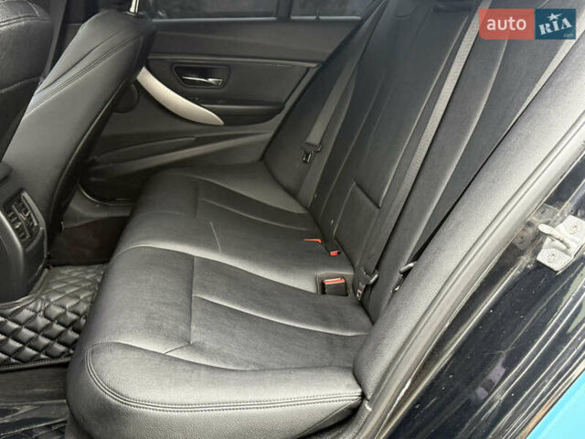 Синий БМВ 3 Серия, объемом двигателя 2 л и пробегом 120 тыс. км за 13200 $, фото 25 на Automoto.ua