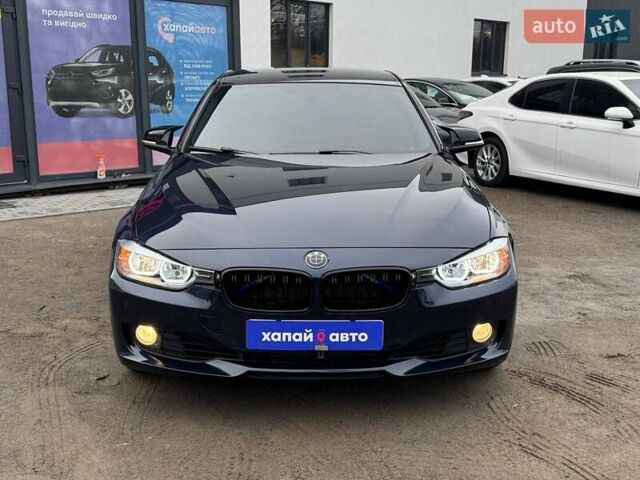 Синий БМВ 3 Серия, объемом двигателя 2 л и пробегом 245 тыс. км за 12800 $, фото 1 на Automoto.ua