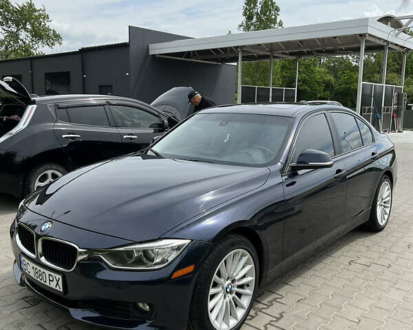 Синій БМВ 3 Серія, об'ємом двигуна 2 л та пробігом 247 тис. км за 12000 $, фото 1 на Automoto.ua