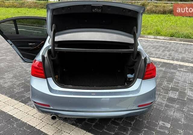 Синий БМВ 3 Серия, объемом двигателя 2 л и пробегом 125 тыс. км за 13700 $, фото 2 на Automoto.ua