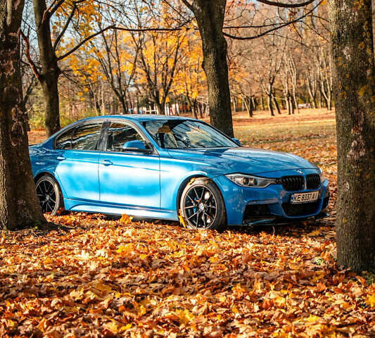 БМВ 3 Серия 2013 в Виннице на Automoto.ua Синий БМВ 3 Серия, объемом двигателя 2.98 л и пробегом 192 тыс. км за 16200 $, фото 6 на Automoto.ua