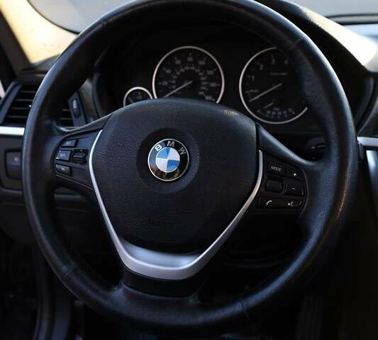 Синий БМВ 3 Серия, объемом двигателя 2 л и пробегом 170 тыс. км за 12500 $, фото 24 на Automoto.ua