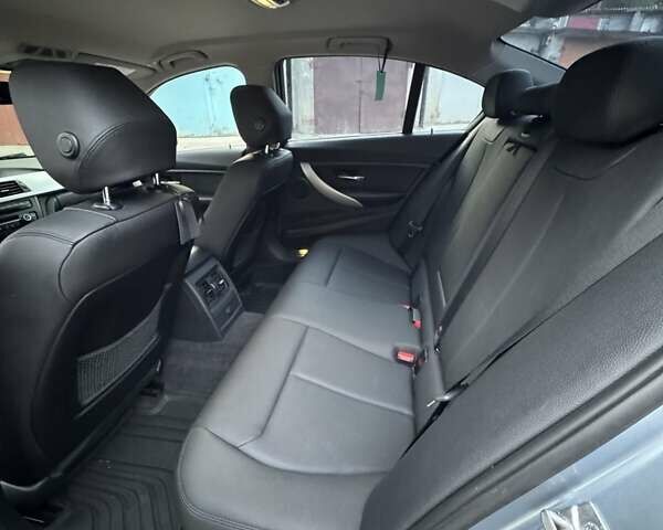 Синий БМВ 3 Серия, объемом двигателя 2 л и пробегом 128 тыс. км за 16900 $, фото 36 на Automoto.ua