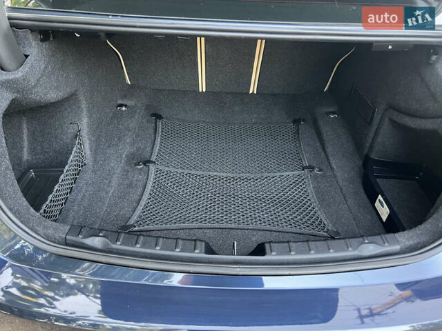 Синий БМВ 3 Серия, объемом двигателя 2 л и пробегом 213 тыс. км за 15000 $, фото 11 на Automoto.ua