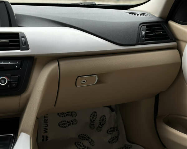 Синій БМВ 3 Серія, об'ємом двигуна 2 л та пробігом 65 тис. км за 15500 $, фото 57 на Automoto.ua