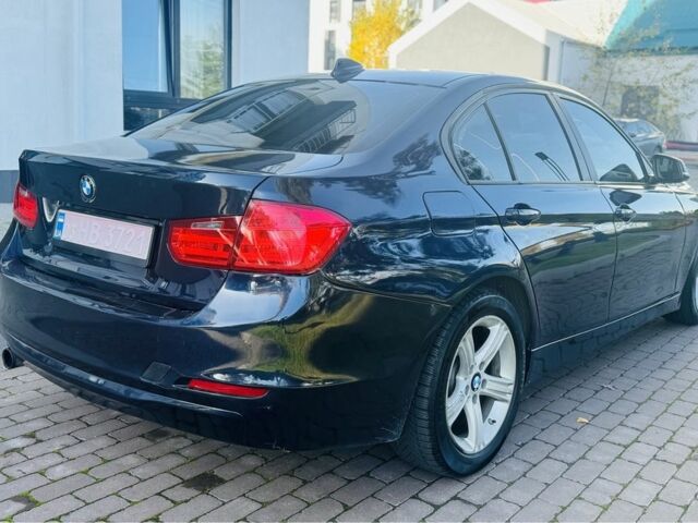 Синий БМВ 3 Серия, объемом двигателя 2 л и пробегом 302 тыс. км за 8800 $, фото 5 на Automoto.ua