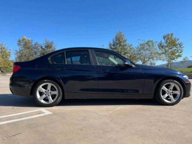 Синий БМВ 3 Серия, объемом двигателя 2 л и пробегом 88 тыс. км за 3200 $, фото 2 на Automoto.ua