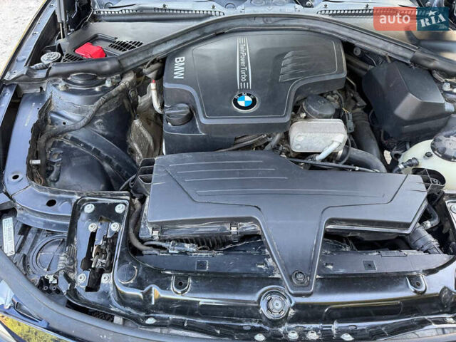 Синий БМВ 3 Серия, объемом двигателя 2 л и пробегом 125 тыс. км за 13500 $, фото 31 на Automoto.ua