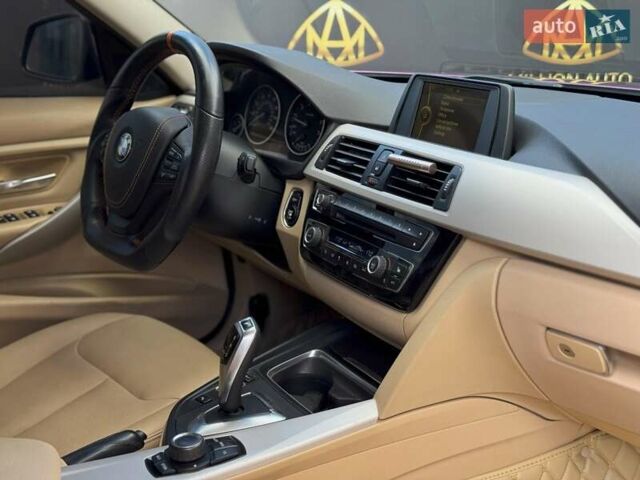 Синій БМВ 3 Серія, об'ємом двигуна 2 л та пробігом 213 тис. км за 18500 $, фото 14 на Automoto.ua