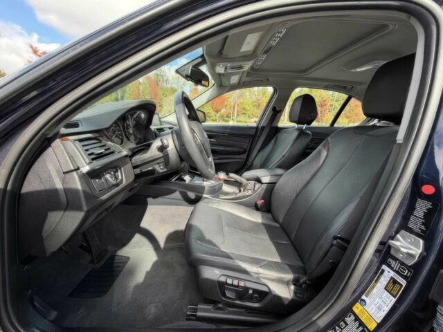 Синий БМВ 3 Серия, объемом двигателя 3 л и пробегом 87 тыс. км за 8000 $, фото 8 на Automoto.ua