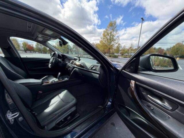 Синий БМВ 3 Серия, объемом двигателя 3 л и пробегом 87 тыс. км за 8000 $, фото 10 на Automoto.ua