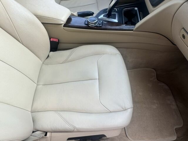 Синий БМВ 3 Серия, объемом двигателя 2 л и пробегом 195 тыс. км за 10300 $, фото 5 на Automoto.ua