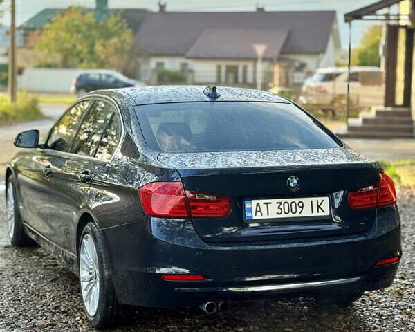 Синій БМВ 3 Серія, об'ємом двигуна 2 л та пробігом 191 тис. км за 12700 $, фото 4 на Automoto.ua