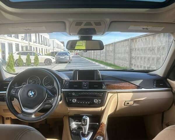 Синий БМВ 3 Серия, объемом двигателя 2 л и пробегом 236 тыс. км за 10500 $, фото 7 на Automoto.ua