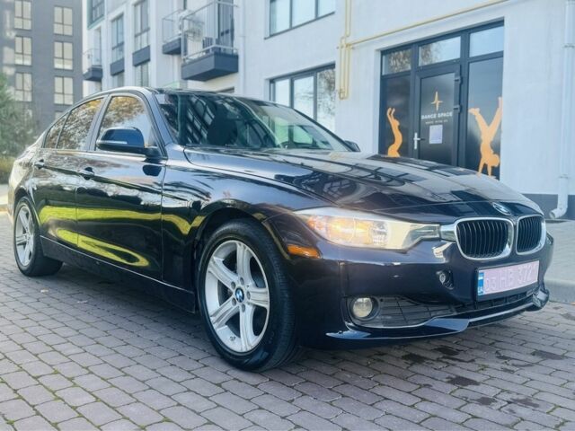 Синий БМВ 3 Серия, объемом двигателя 2 л и пробегом 302 тыс. км за 8800 $, фото 1 на Automoto.ua