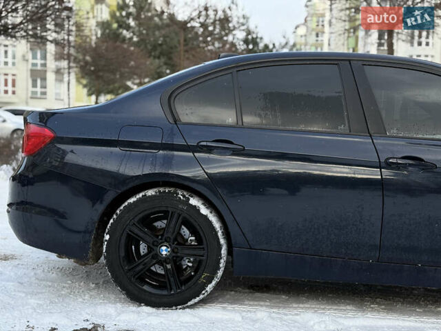 Синий БМВ 3 Серия, объемом двигателя 2 л и пробегом 195 тыс. км за 11000 $, фото 9 на Automoto.ua