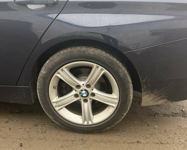 Синий БМВ 3 Серия, объемом двигателя 2 л и пробегом 198 тыс. км за 9200 $, фото 6 на Automoto.ua